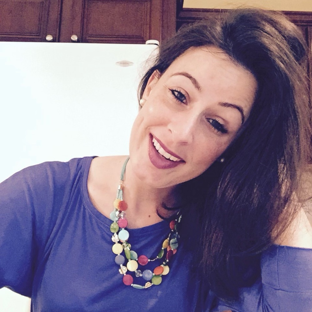 Meet your Posher, Dee